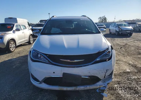 2018 Chrysler Pacifica Limited z USA, uszkodzony, nr VIN 2C4RC1GG2JR103497